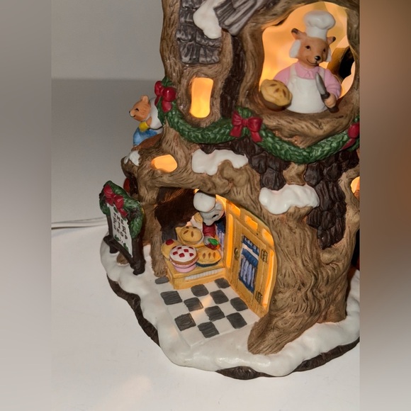 MR. WINTERBERRY'S PIE SHOP HOLIDAY HAMLET FITZ & FLOYD ENCHANTED FOREST 1994 - Picture 5 of 9